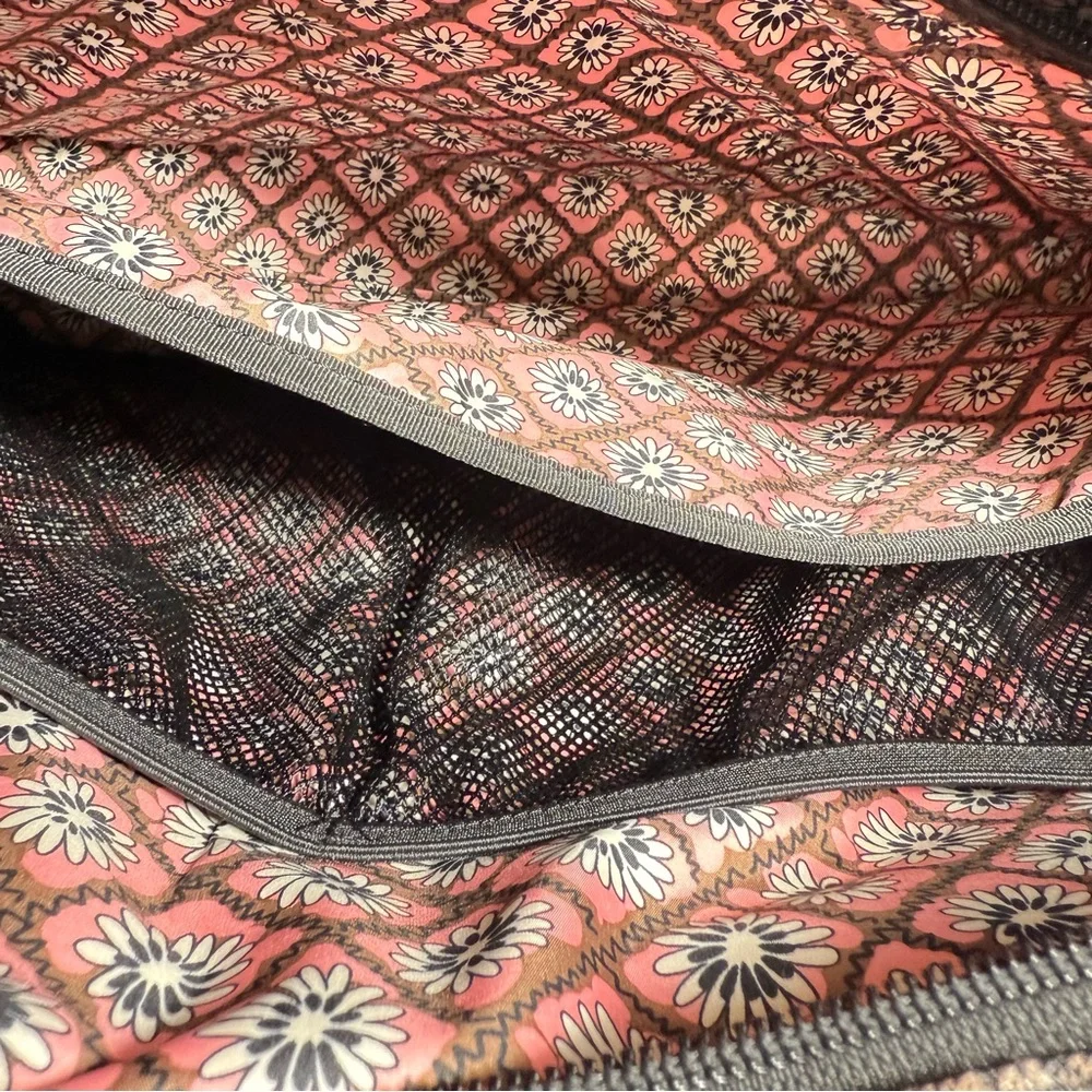 Vera Bradley Weekender Multicolored Floral Quilted Laptop Travel Bag